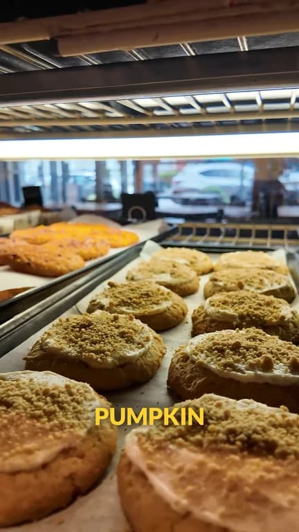 Our 2 new fall cookies are here!